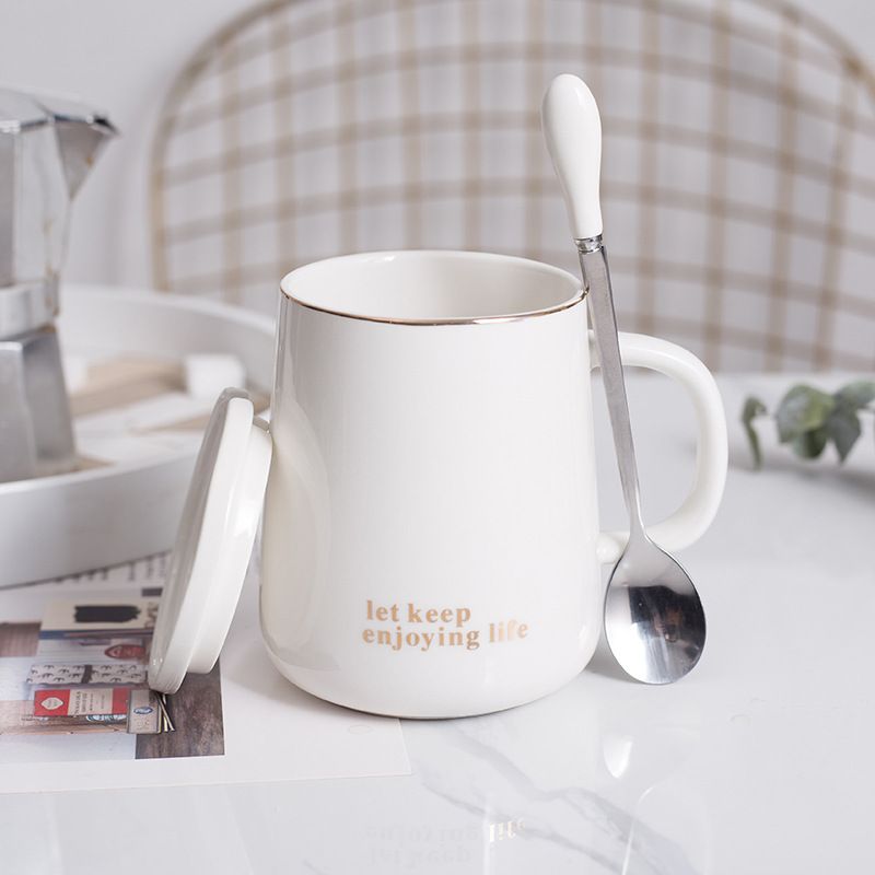 マグカップ おしゃれ 陶器 コーヒーカップ 430ml 北欧風 ゴールドライン シンプル モダン コップ ティーカップ オフィス 自宅用 結婚祝い プレゼント ホワイト 蓋付き スプーン付き