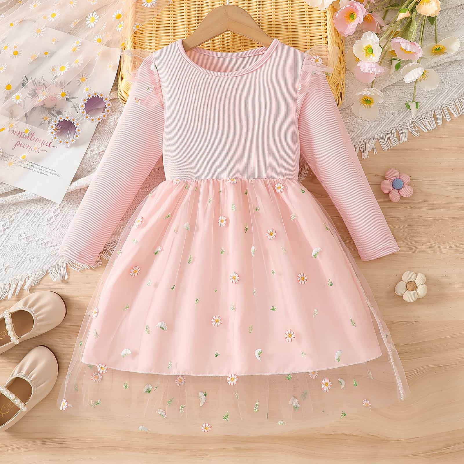 ワンピース 女の子 子供服 長袖 チュール 刺繍 花柄 膝丈 リブ フリル かわいい おしゃれ 春 秋 冬 カジュアル お出かけ お呼ばれ 発表会 誕生日 ギフト プレゼント プリンセス ドレス レー