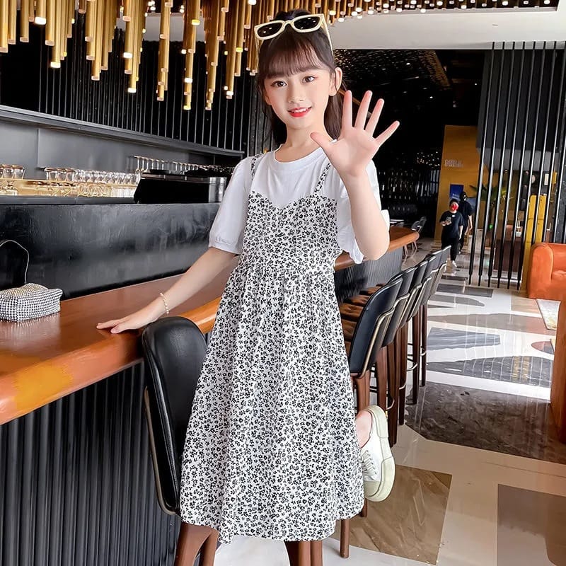 子供服 女の子 ワンピース チュール ドッキングワンピース キッズ ガールズ 半袖 パフスリーブ 総柄 膝丈 Ａライン 普段着 カジュアル 夏服 春夏 お出かけ 発表会 入学式 通学 通園 可愛い 上