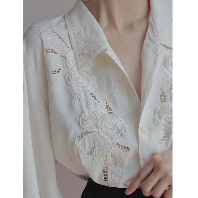 ブラウス レディース 長袖 シャツ 刺繍 花柄 レース 透かし彫り トップス 襟付き レトロ フランス風 ヴィンテージ風 前開き 羽織り きれいめ エレガント フェミニン 大人 可愛い オフィス 通勤