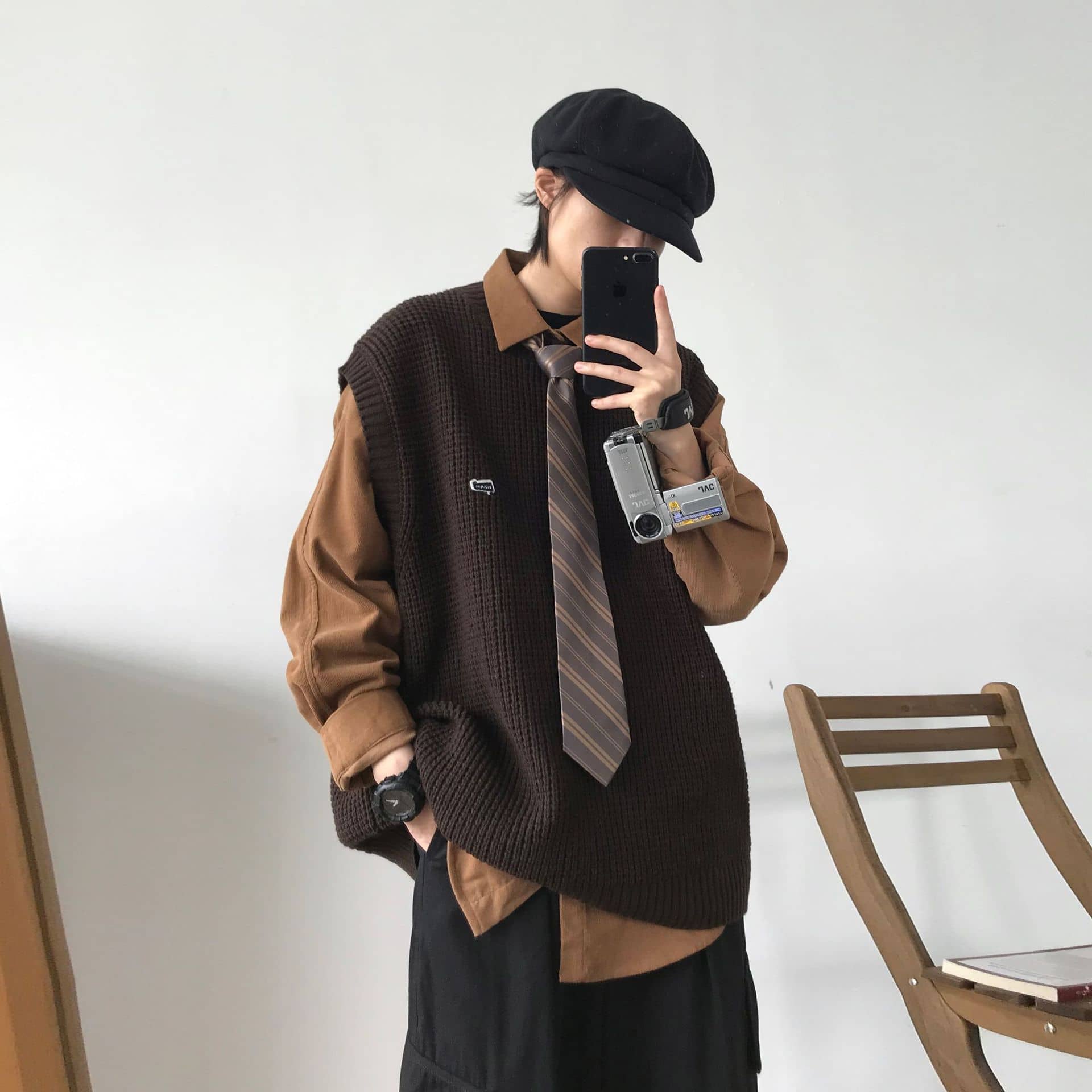 【ユニセックス】 ニットベスト メンズ レディース セーターベスト チョッキ ジレ ノースリーブ トップス スクールベスト 学院風 クルーネック 丸首 ビッグシルエット オーバーサイズ ゆったり ざっくり編み ローゲージ 韓国 ファッション カジュアル 体型カバー