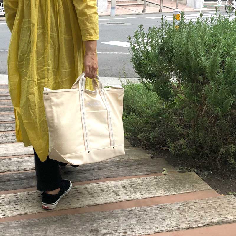 楽天市場 在庫限り21年夏 ss Orne フローネオンラージトート 4色 オルネ トート 大きめトート 撥水生地 ナチュラル 蛍光 ネオンカラー 機能バッグ おしゃれ コンシェルジュ コンシェルジュ楽天市場店 ヘミングス イエロー オレンジ モノトーン バッグ