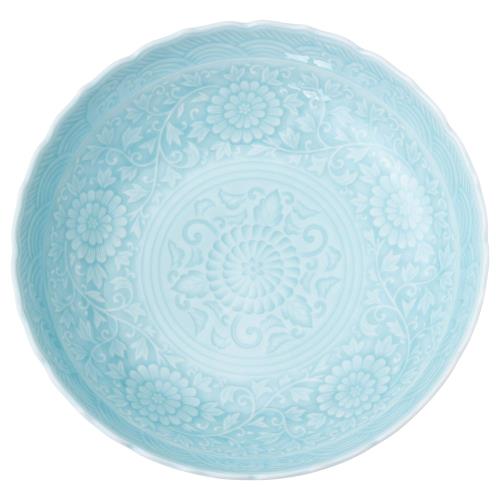 【貨物輸送無料】西海陶器 有田焼 青白磁 桔梗渕盛鉢 差しわたし26.5糎 (かざり付ける箱入) 31753