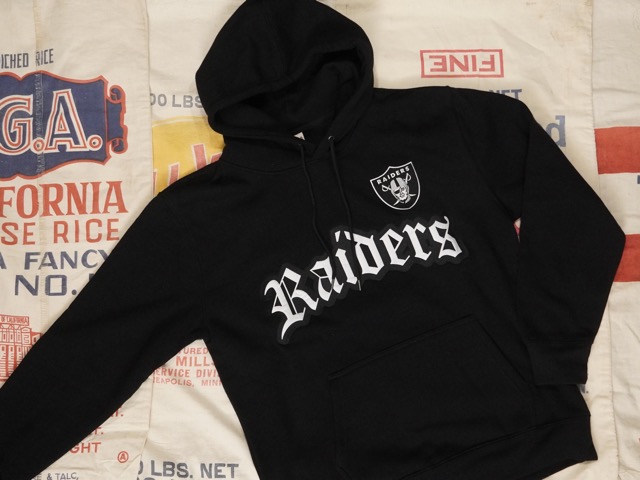 ULTRA GAME : NFL OAKLAND RAIDERS TEAM LOGO GRAPHIC HOODIE / ウルトラ競り合い NFL オークランド・レイダース 野球クラブロゴタイプ グラフィック フーディー