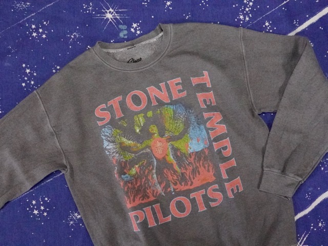 STONE TEMPLE PILOTS : GRAPHIC CREW NECK SWEATSHIRT “1992 CORE” / 石ころ テンプル パイロッツ グラフィック 労働者の一団のど首 トレーナー