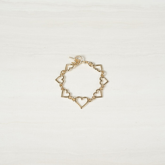 [ Super Sale 30%↓ 6月3日 20:00時出発信号機!!]BASICKS / ベーシックス / Heart Shaped Bracelet / 腕輪 (ゴールド) / 25春夏 / 国内置き目取りまわし