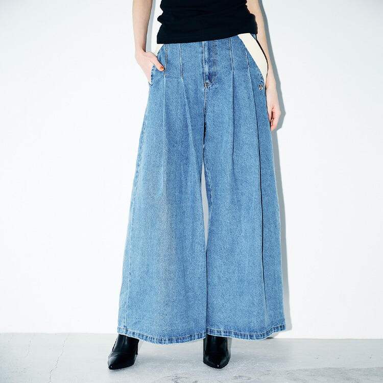 《 ショルダー ストラップ ワイド デニム パンツ 》 COOLA クーラ ボトムス BOTTOMS デニムパンツ ワイドデニム ワイドシルエット サスペンダー サロペット ウエストゴム おしゃれ レディース レディースファッション カジュアル スポーティ ストリート モード デイリー｜COOLA 19,272円