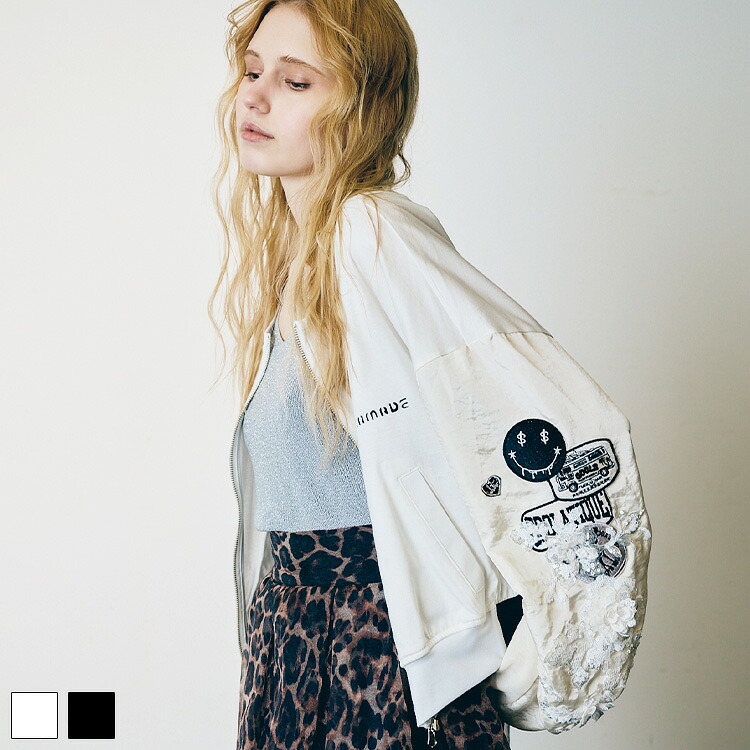 《 タック スリーブ ノーカラー ジャケット ホワイト 》 COOLA クーラ アウター OUTER 羽織り ライトアウター ブルゾン ワッペン レース スパンコール ロゴ ペイント タックスリーブ 異素材 サテン おしゃれ レディース カジュアル ストリート レディースファッション 長袖