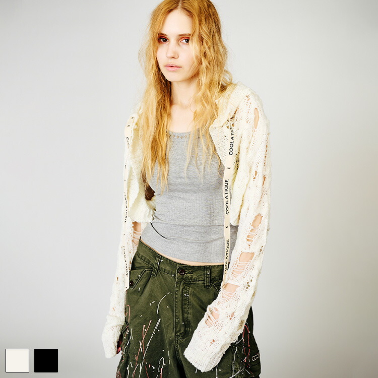 【直営限定ITEM】《 COOLA ダメージ ニット ボレロ ホワイト 》 クーラ トップス TOPS カーディガン ニットボレロ クロップド丈 ショート丈 ロゴ リボン 長袖 ニットカーディガン フード 羽織り ライトアウター おしゃれ レディース カジュアル レディースファッション 7,977円