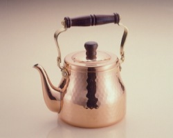 楽天市場】【特典あり】新光堂 純銅 ティーポット 1.1L S-2508[日本製