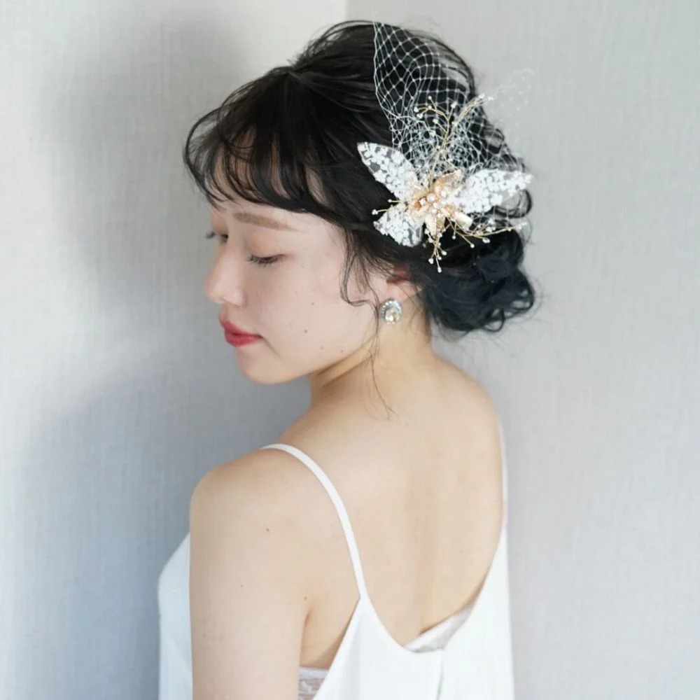 【ウェディング ブライダル 花嫁 ヘッドアクセ】【ヘッドドレス】ゴールドレースボンネ【結婚式 アクセサリー ヘッドコサージュ】【前撮り 披露宴 二次会 ブライダルアクセサリー】