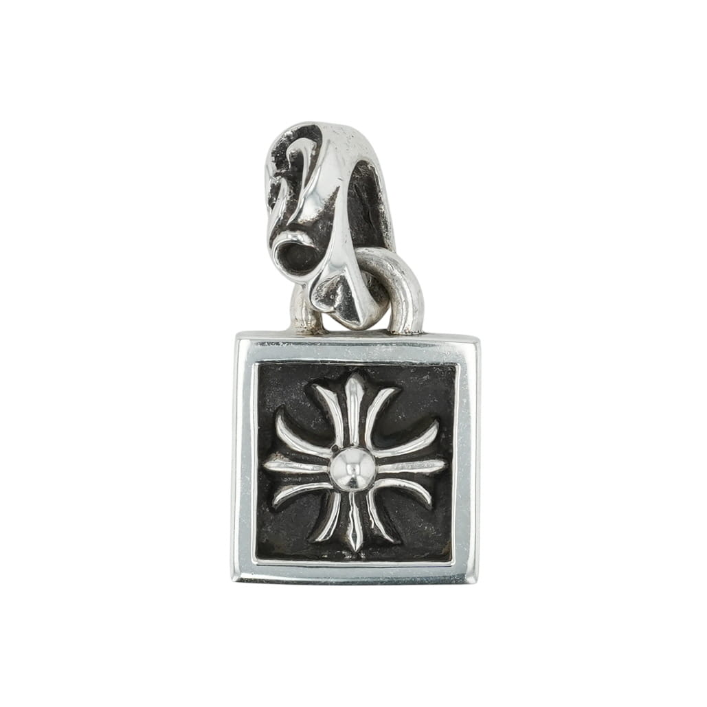 クロムハーツ(chrome hearts) フレームドCHつけ加える FRAMED CH PLUS 【しろがね色首飾りとっ始め 引きつける】 しろがね色925 メンズ レディース 一般受け 定め事品 中古