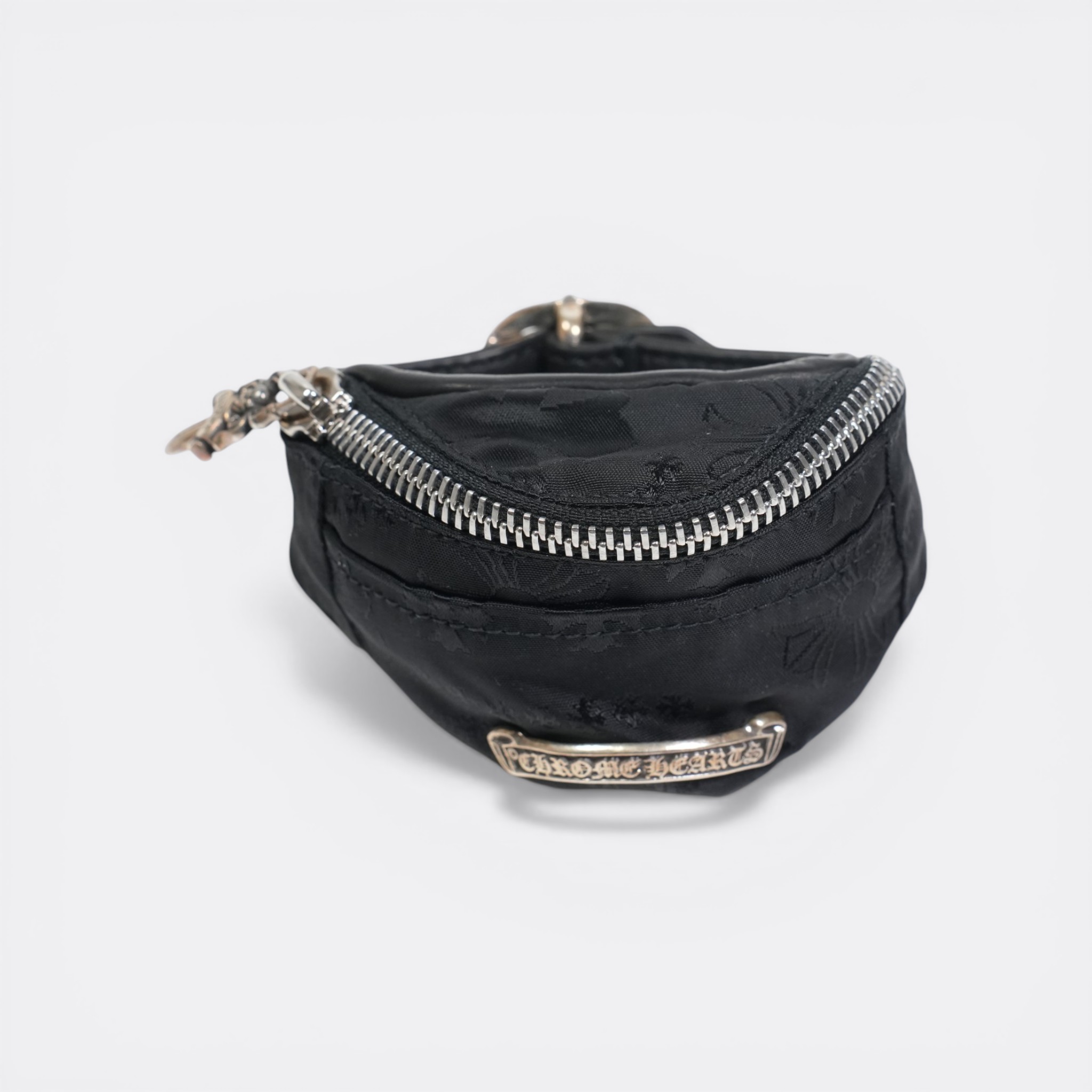 クロムハーツ(chrome hearts) 総柄リスター スナットパック WRISTHER SNAT PACK 【レザー×ナイロン バッグ】【新品】|CORNER ONLINESTORE