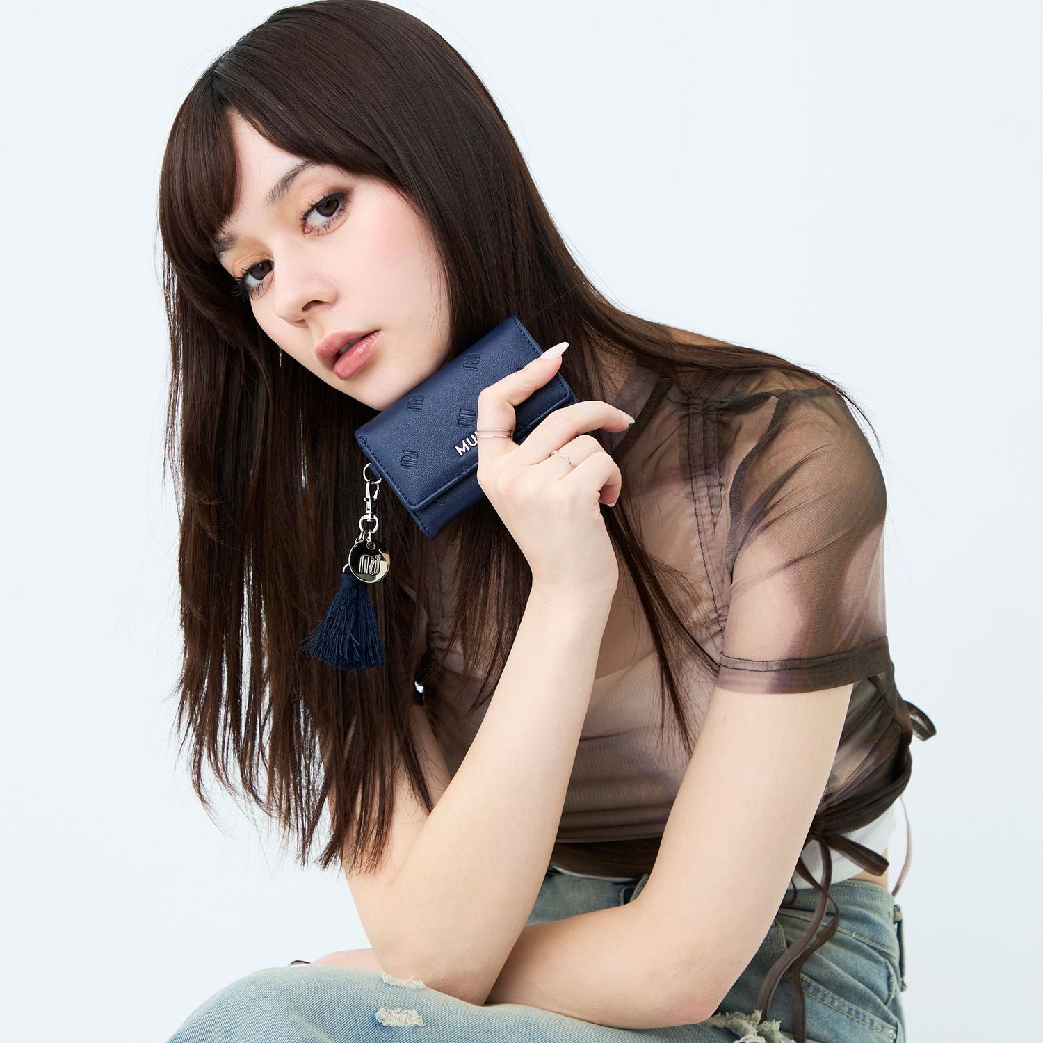 【15日限定 10％OFFクーポン】 MURUA 名刺入れ レディース ブランド 仕切り付き 合皮 MR-W1413 上品 かわいい 使いやすい タッセル エンボスシリーズ