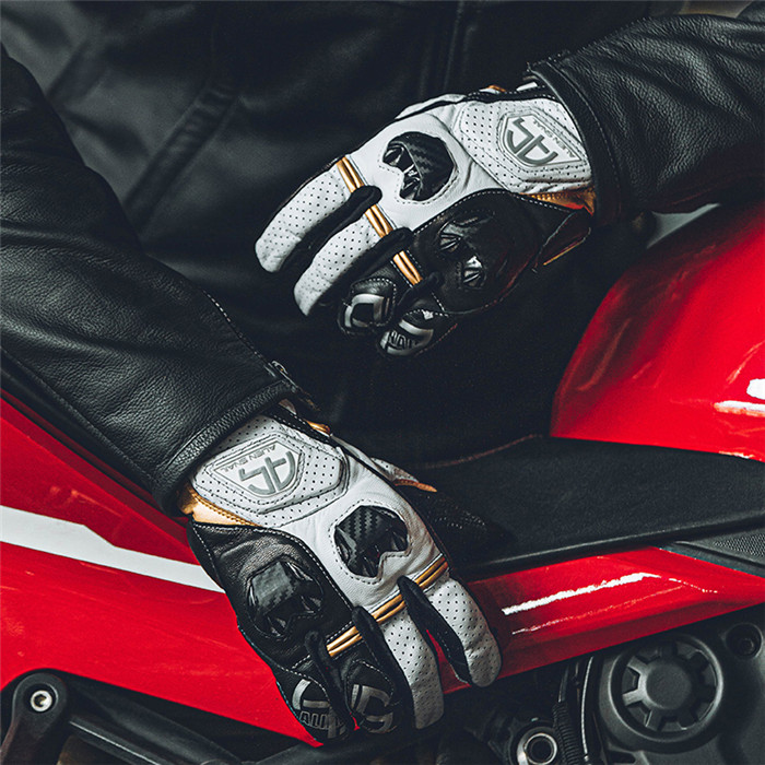 「クーポンで10%オフ」 バイクグローブ オートバイグローブ 羊革 レザー 革 本革 通気 防風 タッチパネル対応 自転車 バイク 手袋 手ぶくろ スマホ対応 プロテクター 滑り止め 通気 ツーリング 春 夏 秋 メンズ 男性 登山 散歩 釣り スキー P7|cotton kiss店