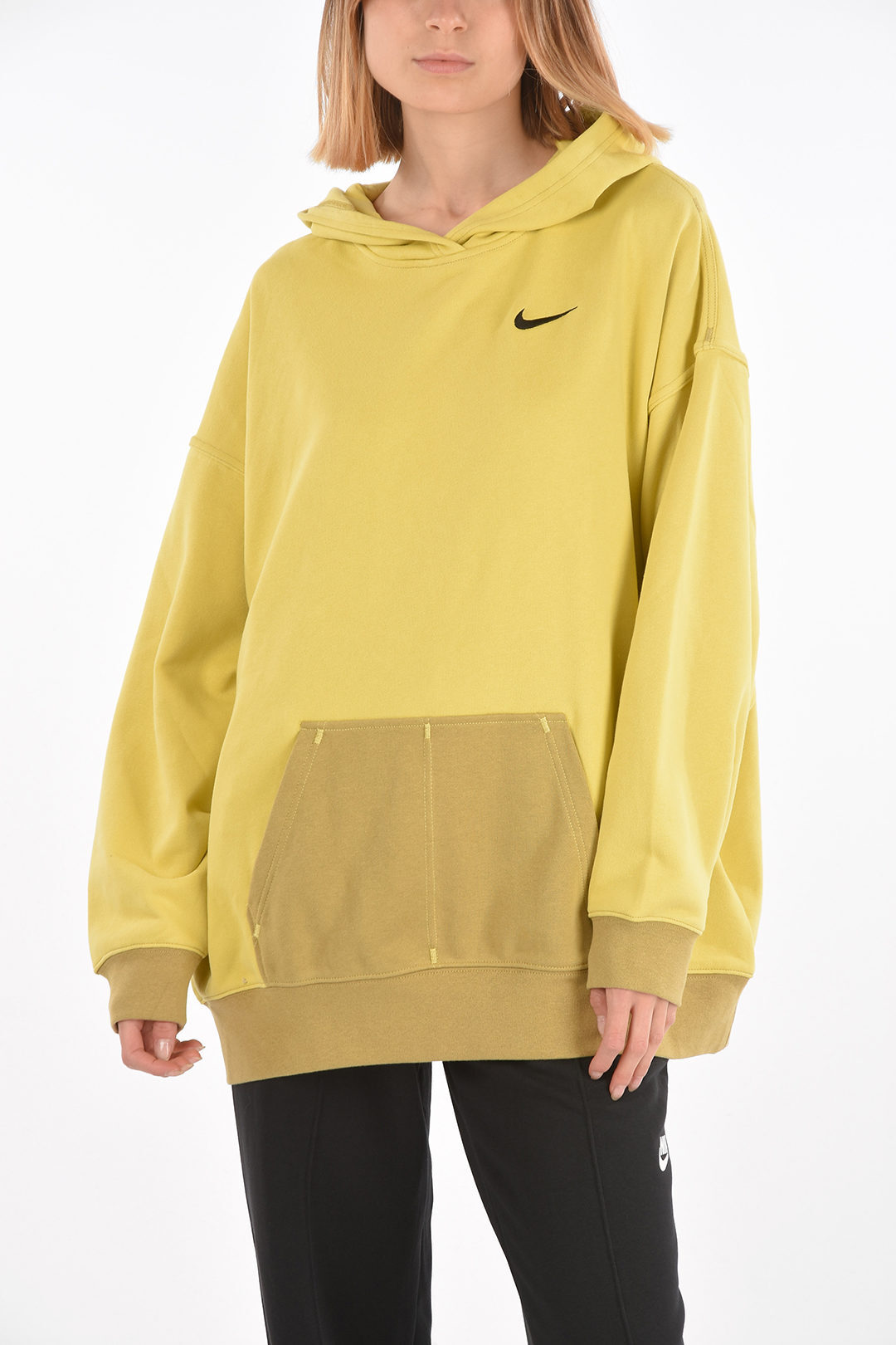 Nike ナイキ Dm61 304 Embroidered Hoodie Logo Yellow Dk トレーナー レディース 一部予約 Yellow