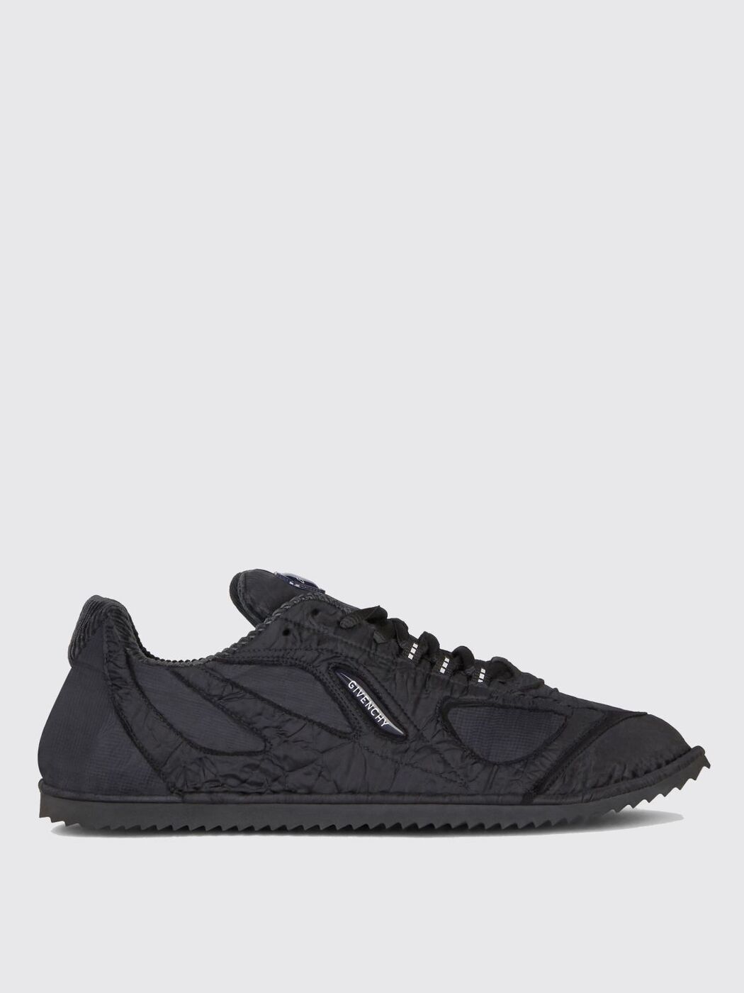 ジバンシー モード界の神童【GIVENCHY/ジバンシー】”JAW low sneakers” 新作