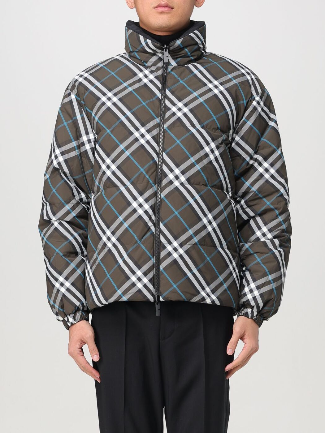 【美品】バーバリーゴルフ ナイロンジャケット ブルゾン ジップアップノバチェック fit=scale-down,w=1200