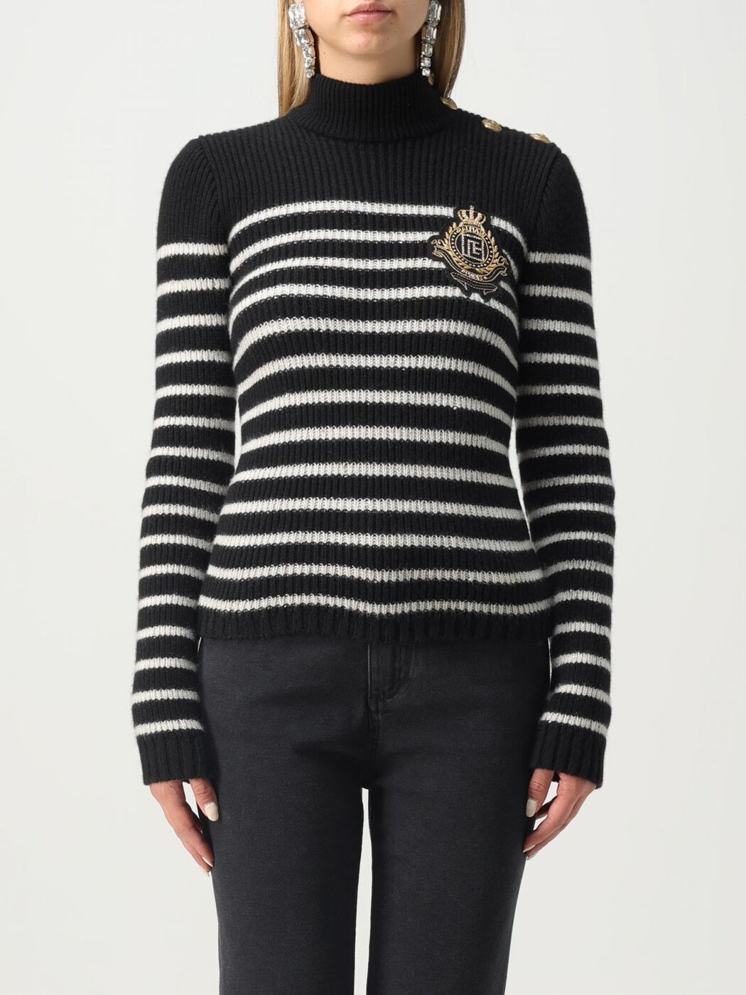 新品 BALMAIN ボタン付き ニット ネイビー S セーター ウール 新品 BALMAIN ボタン付き ニット ネイビー S セーター ウール
