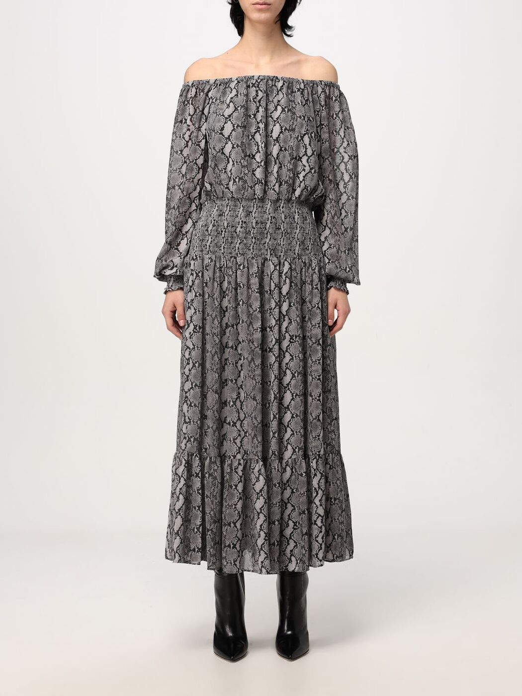 MICHAEL KORS マイケルコース　水色　レースワンピース MICHAEL KORS（マイケルコース）の「レース ミディドレス