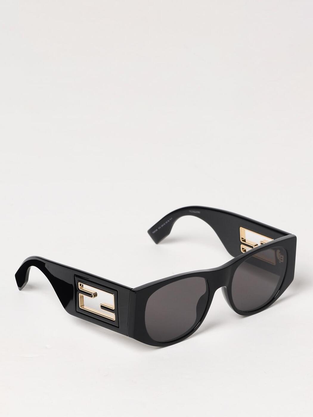 楽天市場】FENDI フェンディ サングラス FE40008U レディース