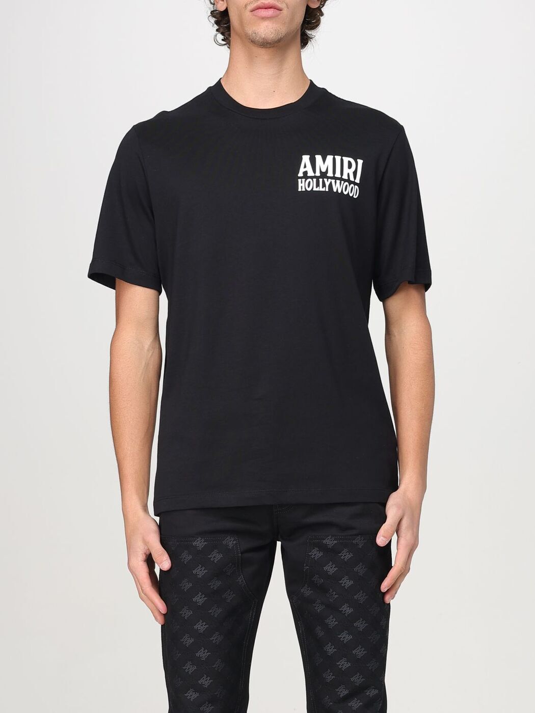 AMIRI スモークTシャツ ユニークなグラフィックで個性をプラス AMIRI スモークTシャツ ユニークなグラフィックで個性をプラス