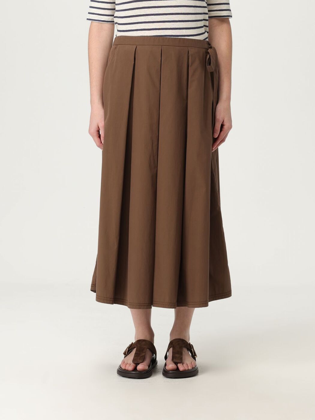 ★MAX MARA★アウトレット★プリーツ入りベル型スカート♪♪ 楽天市場】【2万円均一】【アウトレット】ウィークエンド