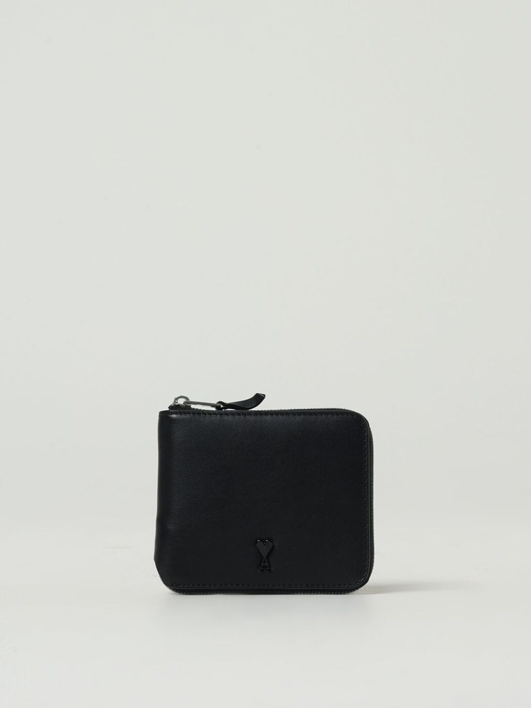 AMI PARIS nylon half wallet コンパクト 折りたたみウォレット 大満足の収納力！『AMI PARIS(アミ パリス)』の折りたたみ財布を