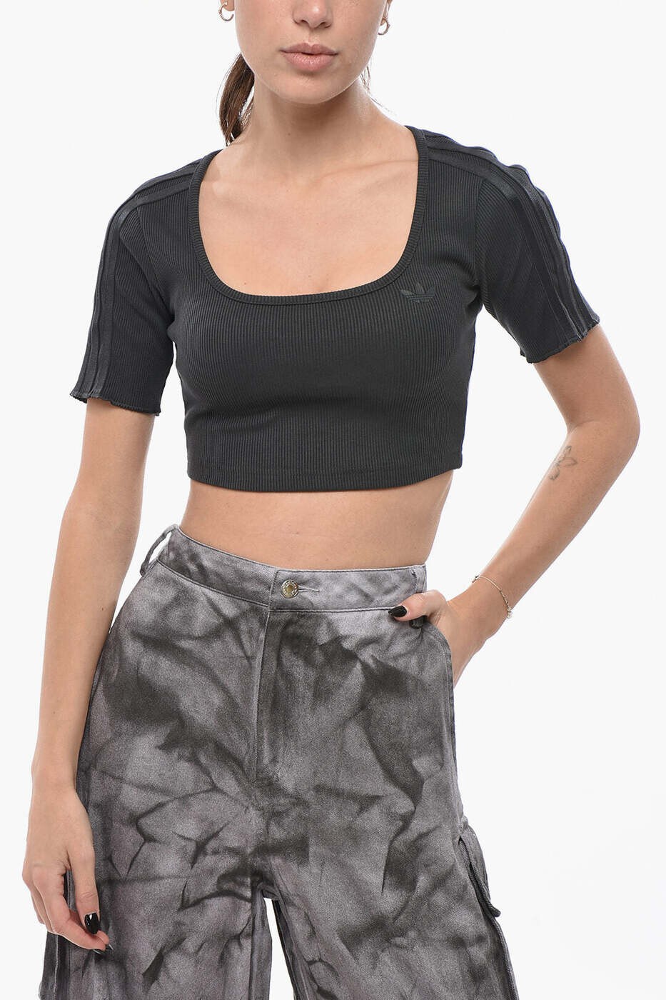 アディダス ADIDAS ティーシャツ トップス レディース 薄墨色 T-shirts and tops JN3013 CARBON 関税 貨物輸送無料 dk