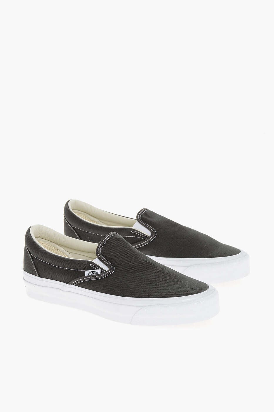 ヴァンズ VANS スニーカー メンズ 薄墨色 Sneakers VN000CSE2VM1 A0007 関税 貨物輸送無料 dk