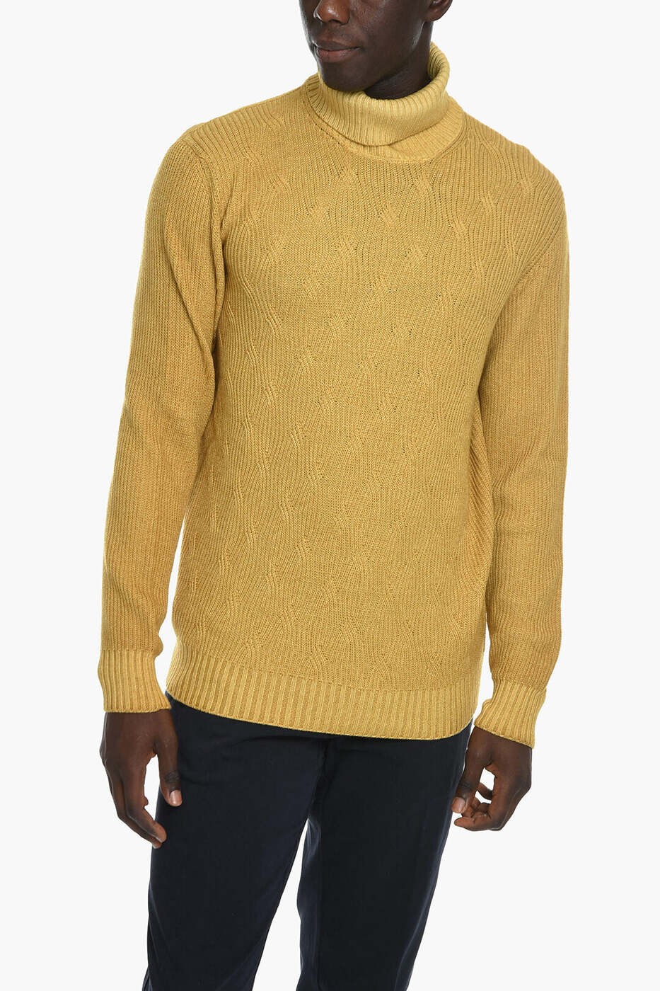 コルネリアーニ CORNELIANI プルオーバー 編み物御召しもの メンズ 黄色 Knitwear 84M582 9825168 071 関税 貨物輸送無料 dk