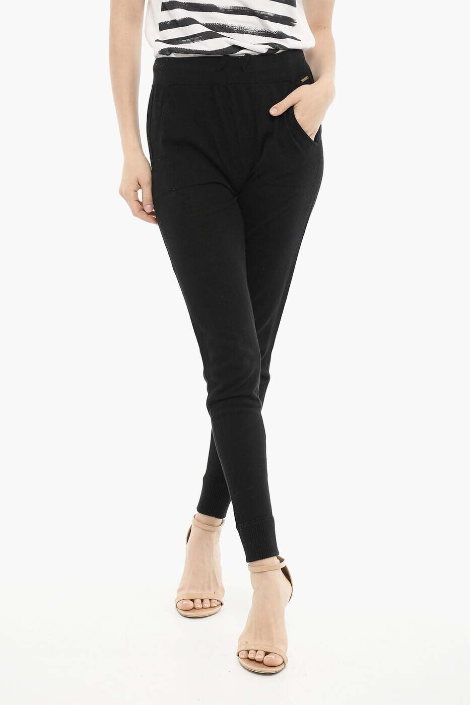 羊毛金持ち WOOLRICH レギンス レディース 黒いこと Leggings COWWPAN1205LE05 100 関税 貨物輸送無料 dk