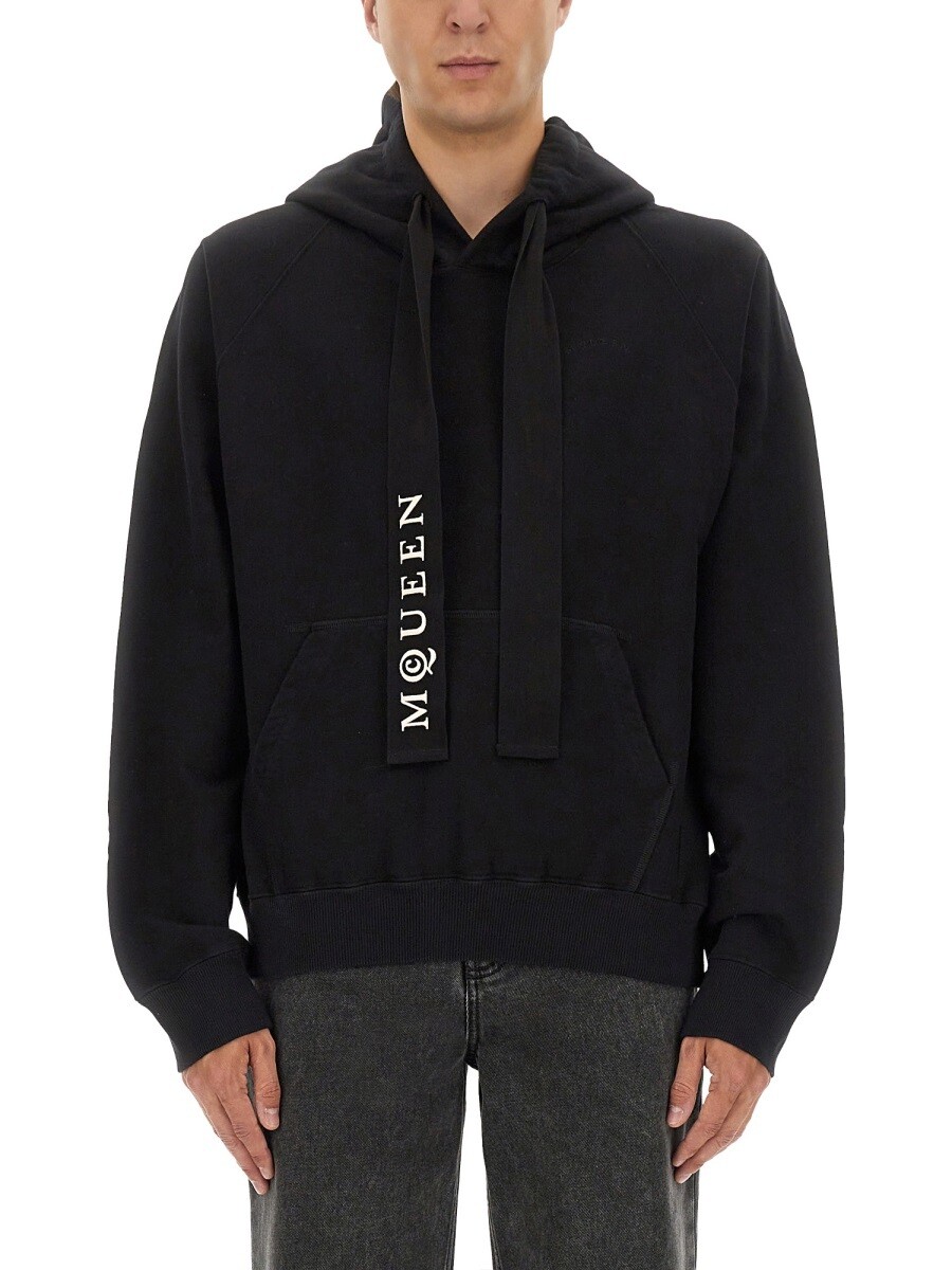 アレキサンダー マックイーン ALEXANDER MCQUEEN トレイナー 調教師 メンズ 黒いこと Sweatshirts 371162 関税 貨物輸送無料 2025AW el