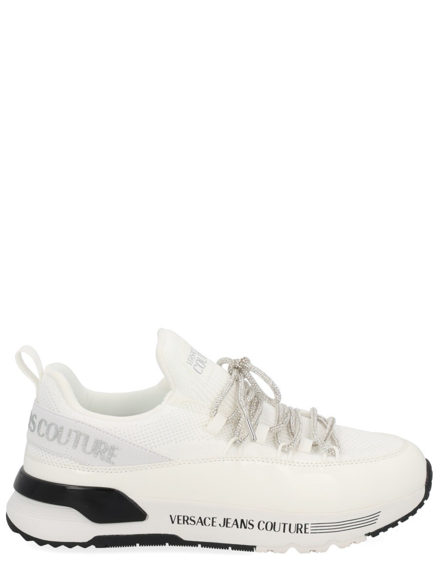 ヴェルサーチェ・ジーンズ・クチュール VERSACE JEANS COUTURE スニーカー レディース 白いこと Sneakers 372148 関税 貨物輸送無料 2025AW el