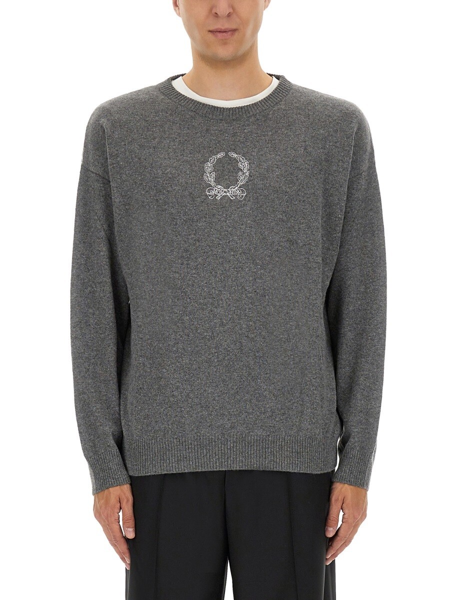 モスキーノ MOSCHINO セーター ニットウェア メンズ グレー Knitwear 376790 関税 送料無料 2025AW el
