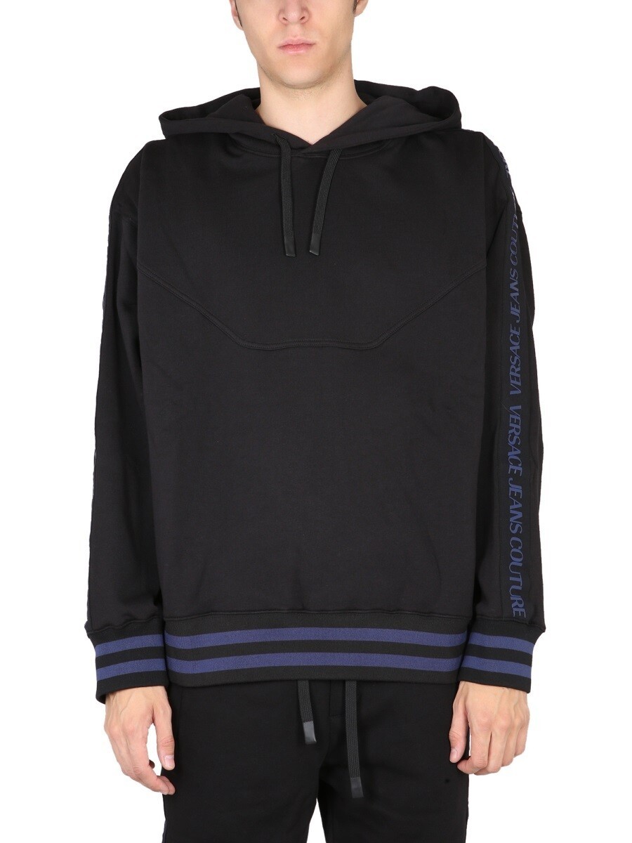 ヴェルサーチ デニム クチュール VERSACE JEANS COUTURE 貨物自動車背広 セットアップ メンズ 黒いこと TRACK SUITS 241232 関税 貨物輸送無料 2022AW el