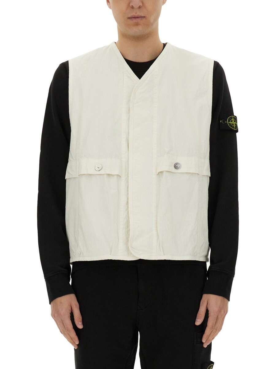 石ころ 島 STONE ISLAND ジレ より良い メンズ Vests 348331 関税 貨物輸送無料 2025SS el