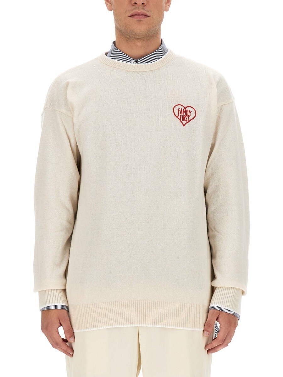 身寄り 一塁手 FAMILY FIRST プルオーバー 編み物御召しもの メンズ 白いこと Knitwear 304970 関税 貨物輸送無料 2023AW el