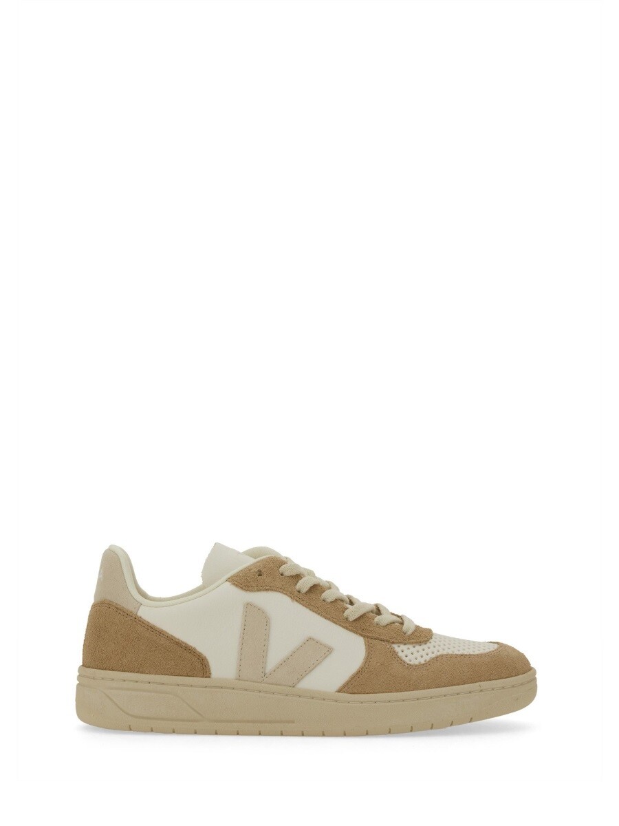 ヴェジャ VEJA スニーカー レディース 白いこと Sneakers 330183 関税 貨物輸送無料 2024AW el