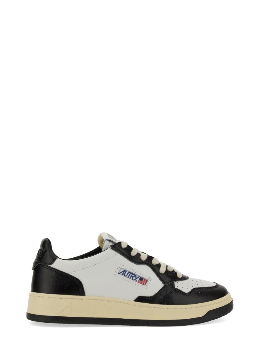 AUTRY スニーカー メンズ Sneakers 422011 関税 貨物輸送無料 2026AW el