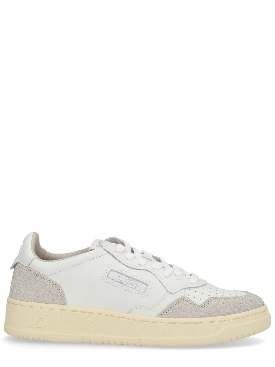 AUTRY スニーカー レディース 白いこと Sneakers 405254 関税 貨物輸送無料 2026SS el