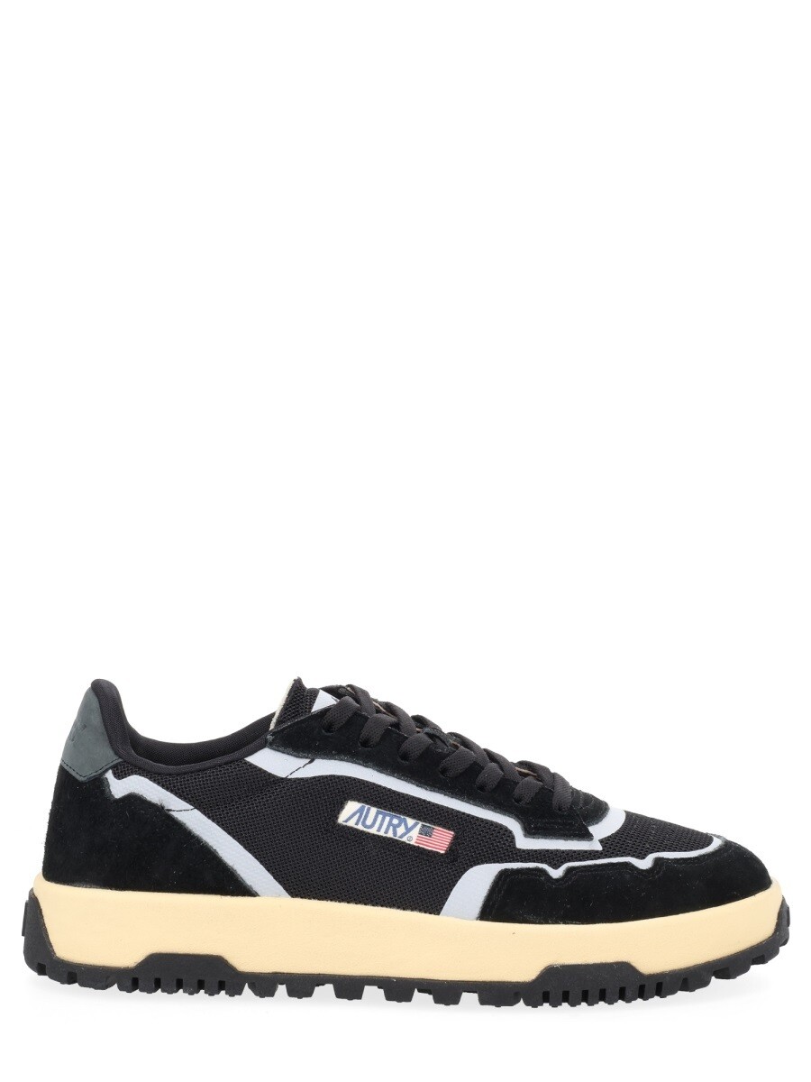 AUTRY スニーカー メンズ 黒いこと Sneakers 403166 関税 貨物輸送無料 2026SS el