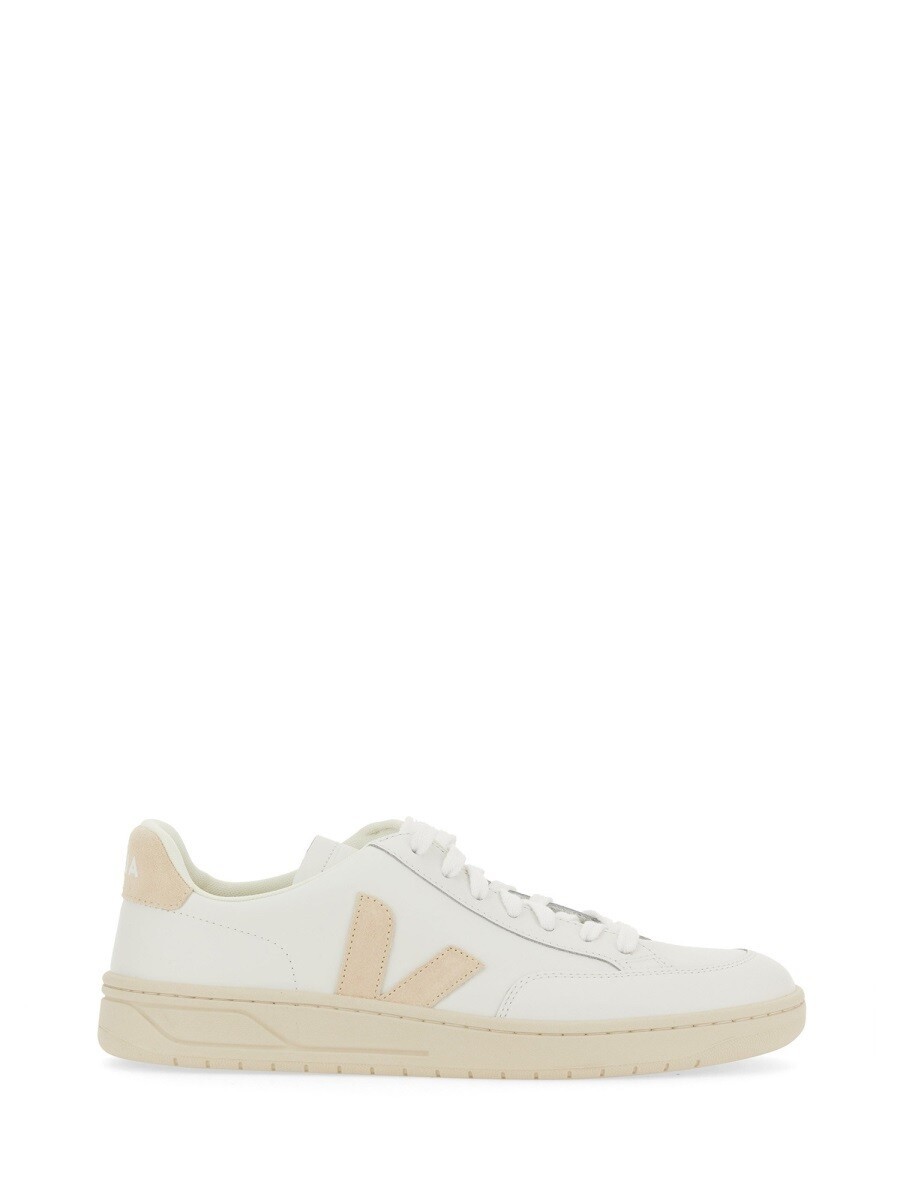 ヴェジャ VEJA スニーカー レディース 白いこと Sneakers 337416 関税 貨物輸送無料 2024AW el