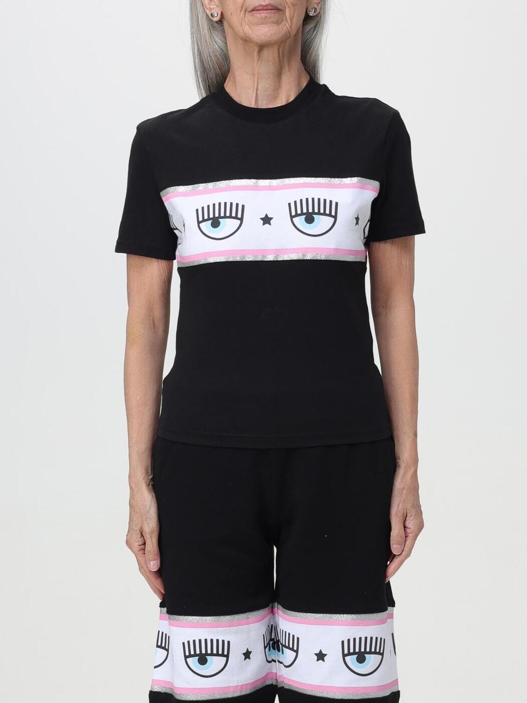 キアラ フェラーニ CHIARA FERRAGNI スポーツシャツ プルオーバー レディース 黒いこと T-shirts and polo shirts 76CBHL03CJL01 関税 貨物輸送無料 2024SS gi
