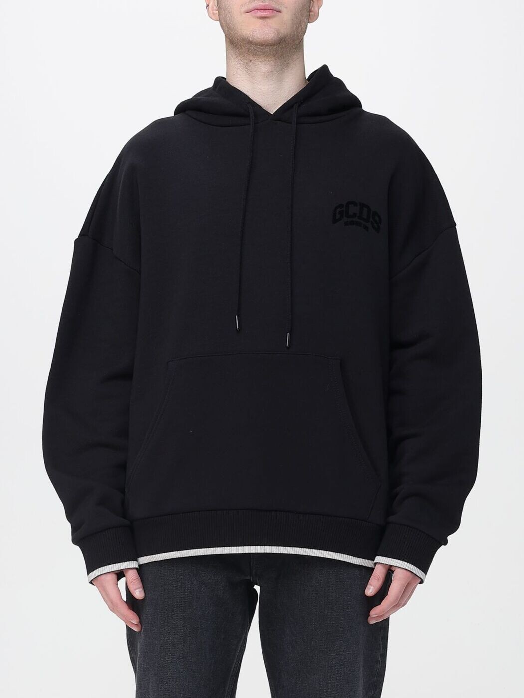 ジーシーディーエス GCDS トレーナー 調教師 メンズ 黒いこと Sweatshirts B2EM1904JD 関税 貨物輸送無料 2025AW gi