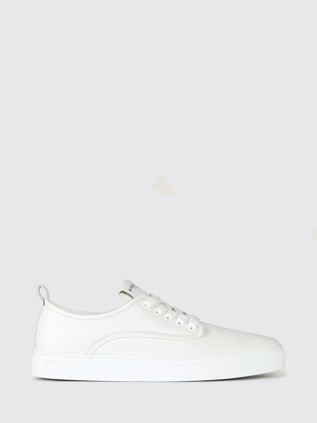 ジバンシィ GIVENCHY スニーカー メンズ 白いこと Sneakers BH00B3H1WY 関税 貨物輸送無料 2026SS gi