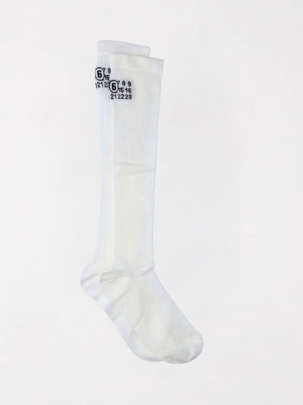エムエム6 住みか マルジェラ MM6 MAISON MARGIELA ソックス 靴下 レディース 白いこと Socks S52TL0038M13244 関税 貨物輸送無料 2026SS gi
