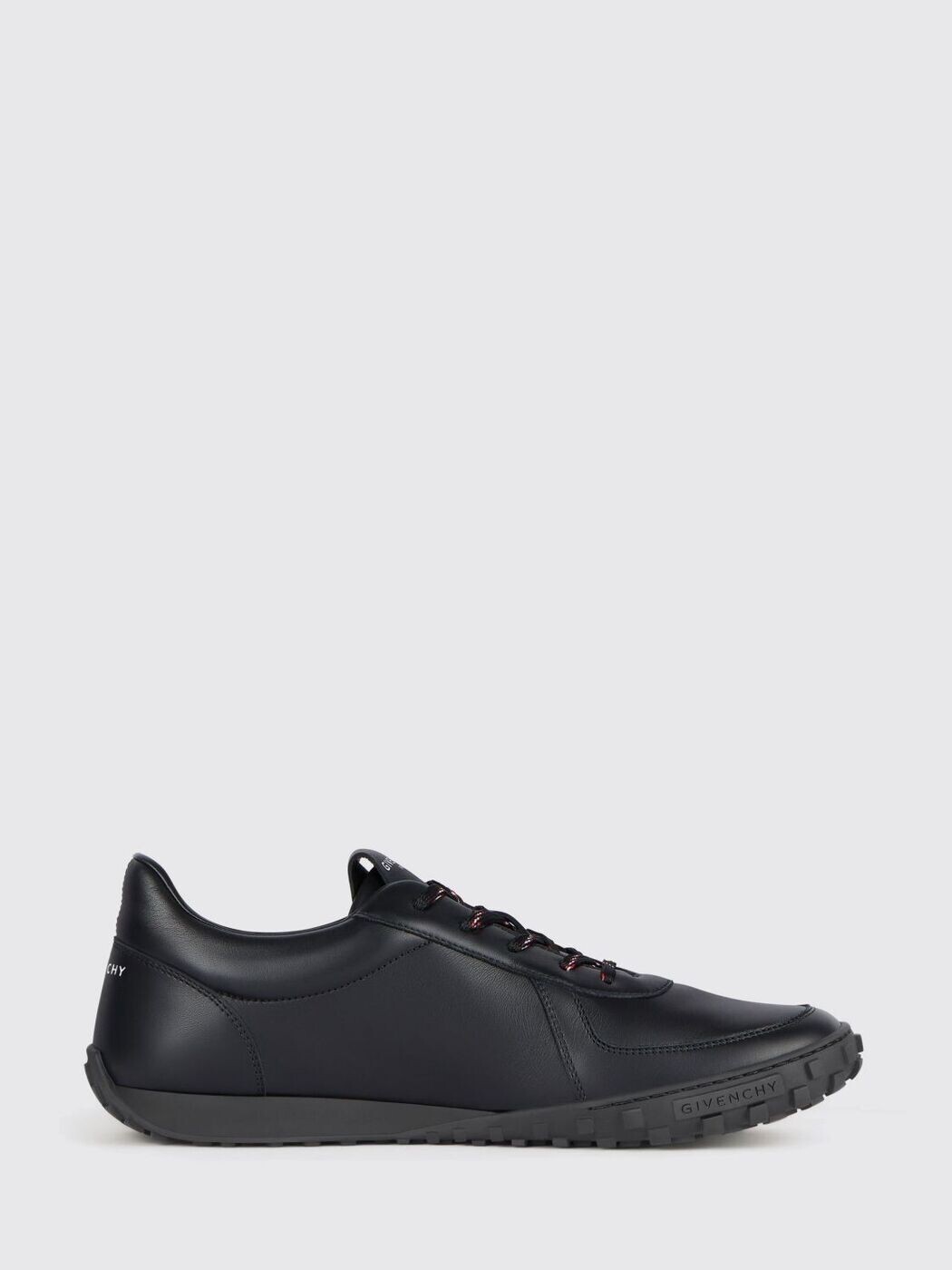 ジバンシィ GIVENCHY スニーカー メンズ 黒いこと Sneakers BH00B4H1X1 関税 貨物輸送無料 2026SS gi