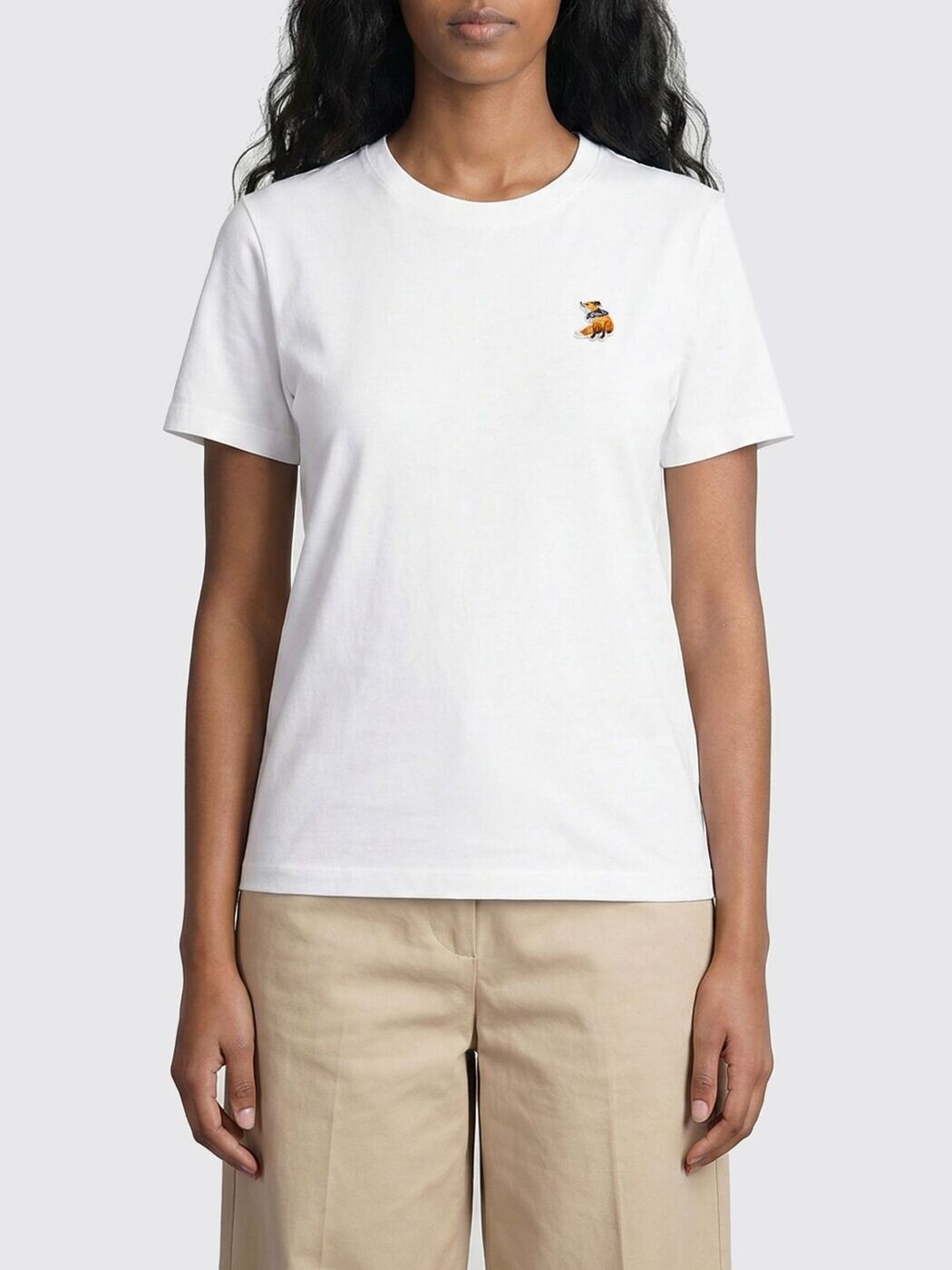 住みか 稲荷 MAISON KITSUNE スポーツシャツ プルオーバー レディース 白いこと T-shirts and polo shirts QW00109KJ7026 関税 貨物輸送無料 2026SS gi