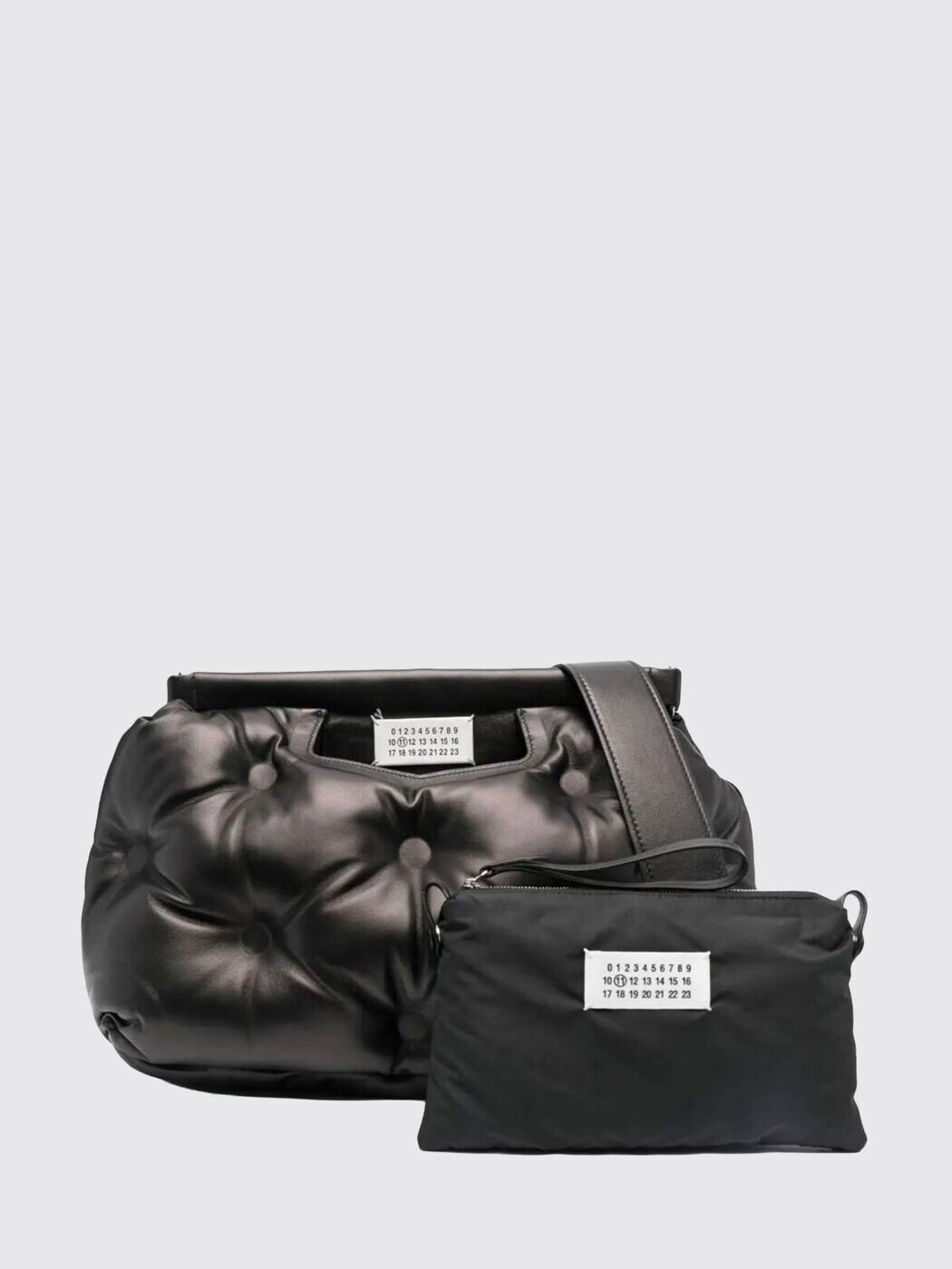 住み家 マルジェラ MAISON MARGIELA クラッチペダル御徒面子 レディース 黒いこと Clutch and wristlets bags SB1WG0034P4300 関税 貨物輸送無料 2026SS gi